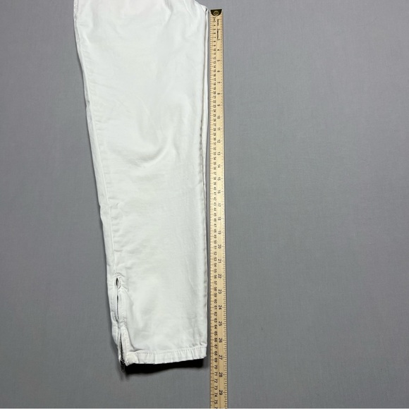 Calvin Klein Jeans Women’s White Zip Fit Size 8 - Picture 9 of 11
